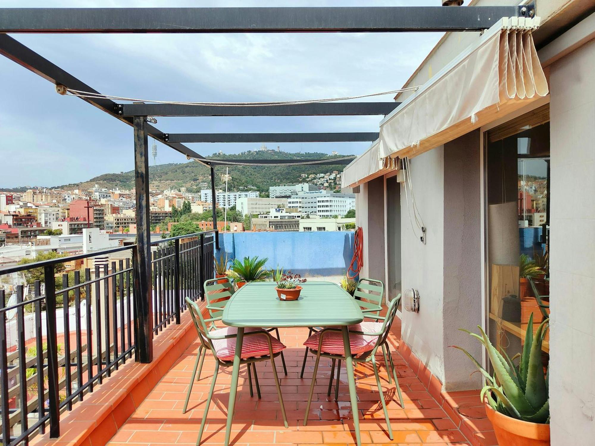 Amazing City Views & Terrace! Gracia - Parc Gueell Barcelona Exterior photo