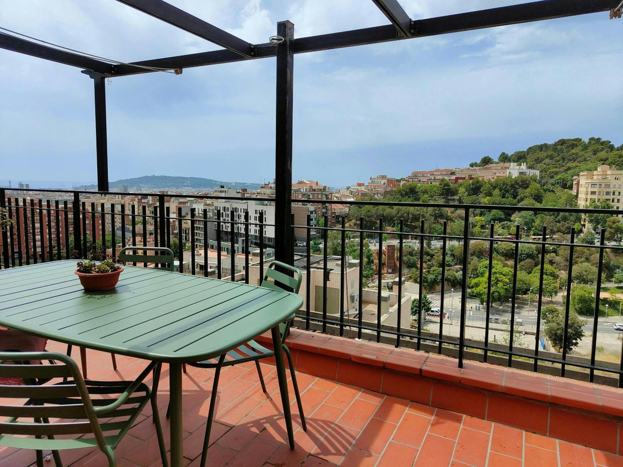 Amazing City Views & Terrace! Gracia - Parc Gueell Barcelona Exterior photo